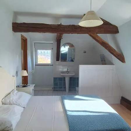 Le Four Swimming Pool Near Dordogne بيت للعطل *